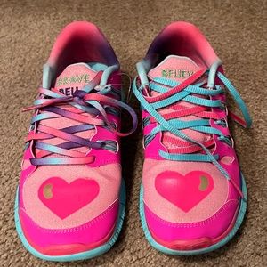 Nike Free 5.0 Doernbecher By Bella women’s 7.5 2013